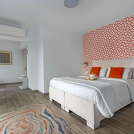Maison 66, Riviera Szálloda
